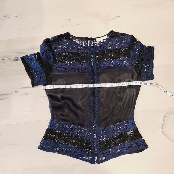 Current Air Lace Top With Satin Panel - Picture 6 of 7